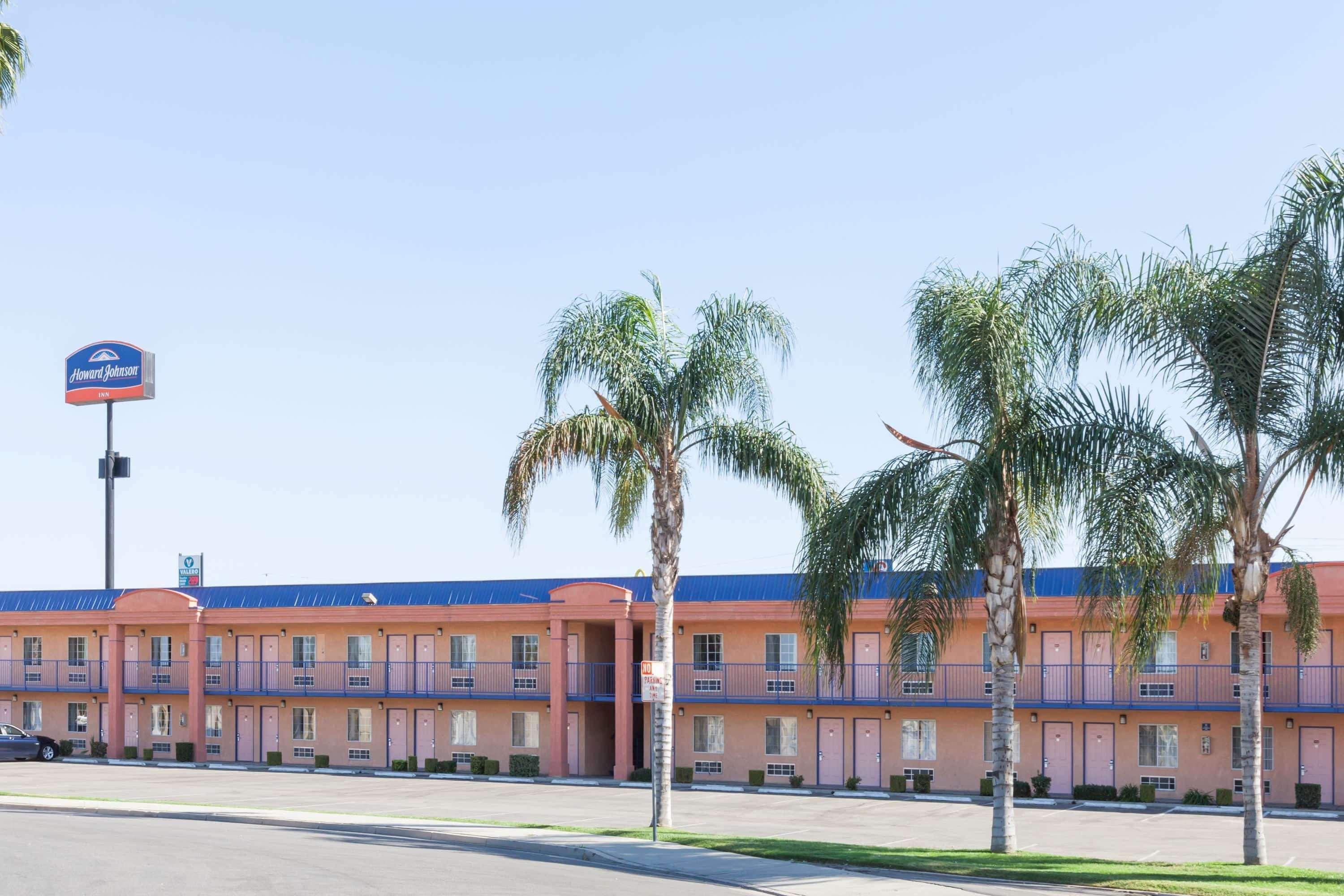 Howard Johnson By Wyndham Bakersfield Exterior foto